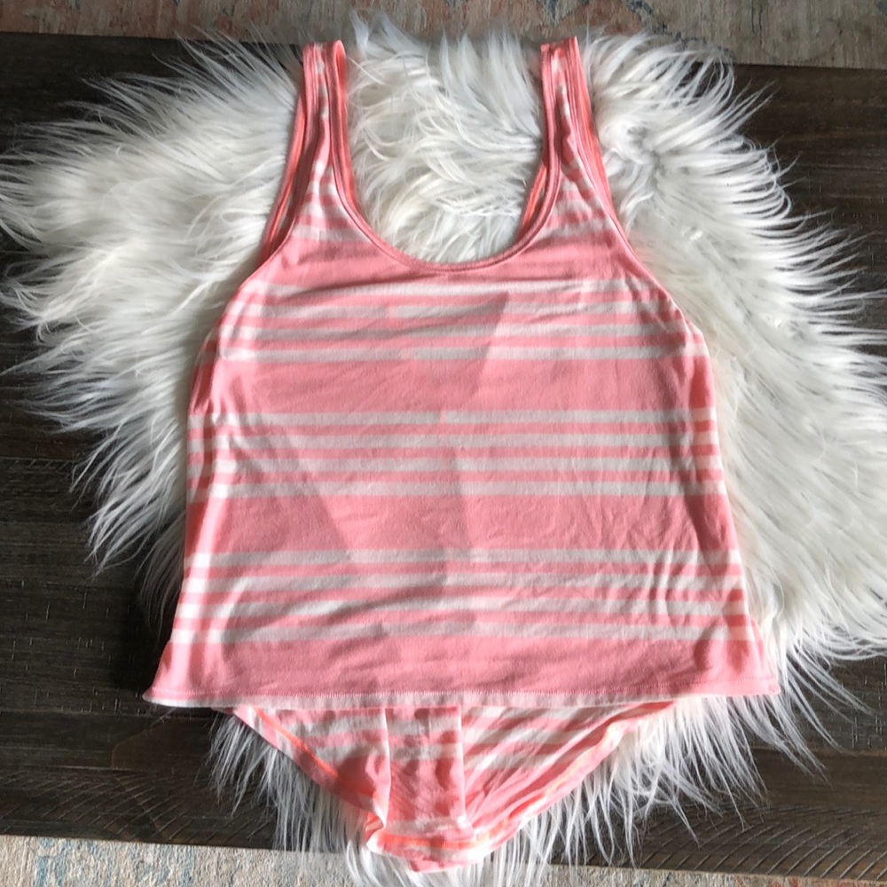 Lululemon high low striped pink tank top size 6